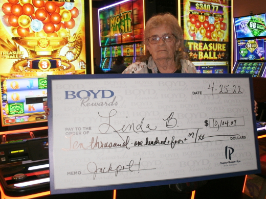 IP Winner Linda B Treasure Ball